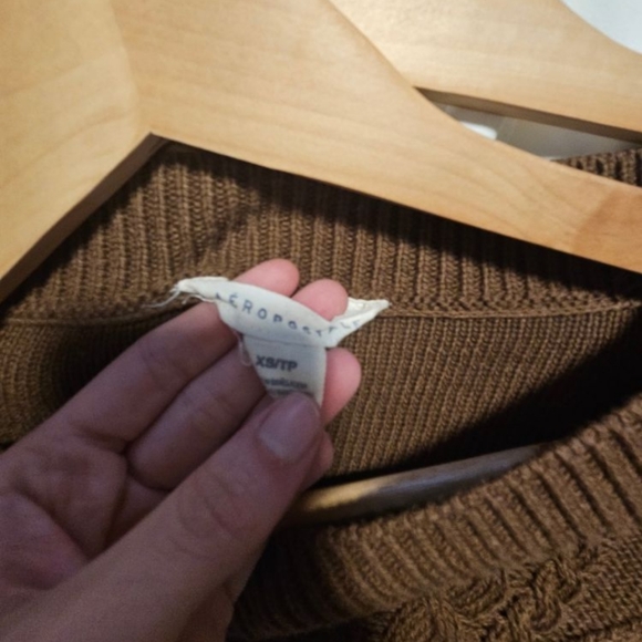 Crop tops - Picture 3 of 3